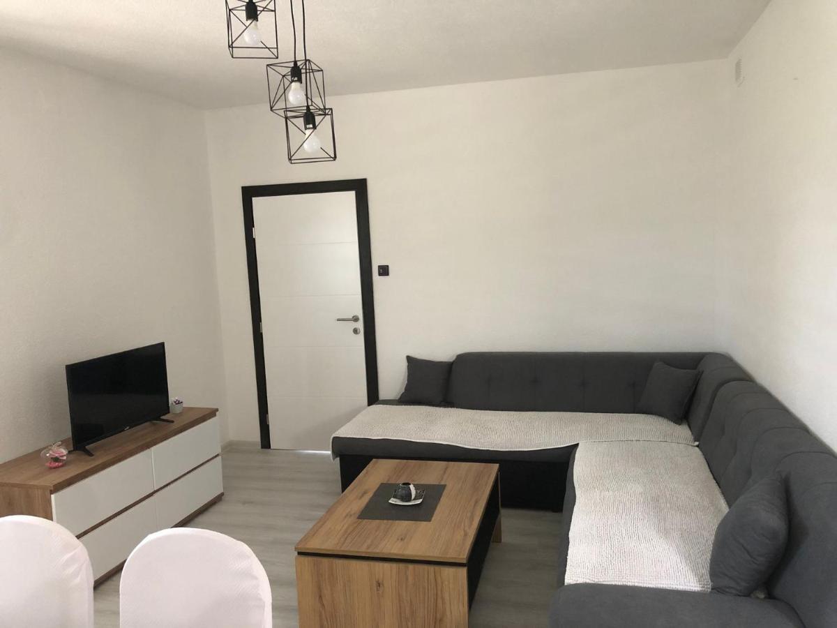 Apartman M&D 内乌姆 外观 照片