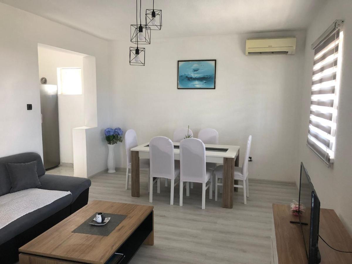 Apartman M&D 内乌姆 外观 照片